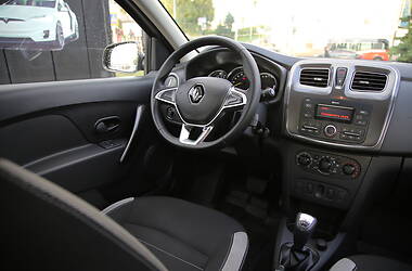 Хэтчбек Renault Sandero StepWay 2019 в 