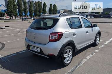 Позашляховик / Кросовер Renault Sandero StepWay 2014 в Києві