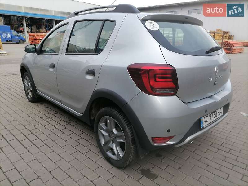 Хэтчбек Renault Sandero StepWay 2020 в Мукачево