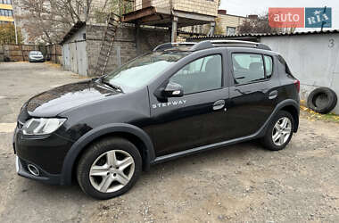 Внедорожник / Кроссовер Renault Sandero StepWay 2013 в Киеве