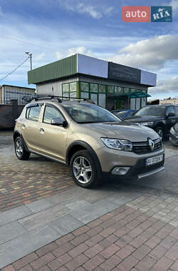 Хэтчбек Renault Sandero StepWay 2020 в Киеве