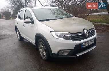 Хэтчбек Renault Sandero StepWay 2018 в Остроге