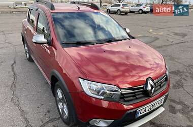 Хетчбек Renault Sandero StepWay 2017 в Черкасах