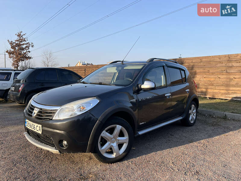 Позашляховик / Кросовер Renault Sandero StepWay 2010 в Києві