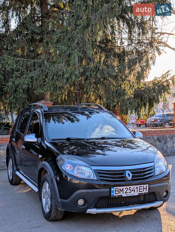 Renault Sandero StepWay 2011