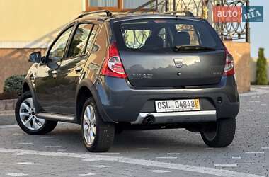 Внедорожник / Кроссовер Renault Sandero StepWay 2010 в 