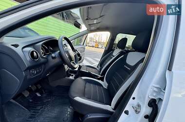 Хэтчбек Renault Sandero StepWay 2021 в 