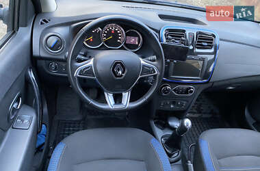 Хэтчбек Renault Sandero StepWay 2020 в 