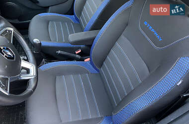 Хэтчбек Renault Sandero StepWay 2020 в 