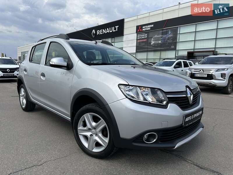 Renault Sandero StepWay 2015