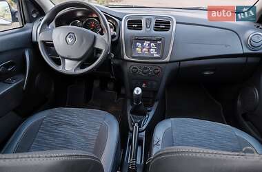 Позашляховик / Кросовер Renault Sandero StepWay 2013 в 