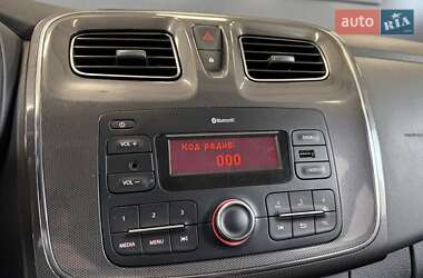 Хэтчбек Renault Sandero StepWay 2019 в 