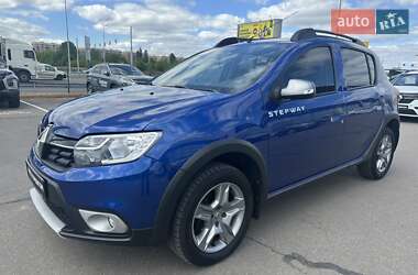 Хетчбек Renault Sandero StepWay 2021 в 