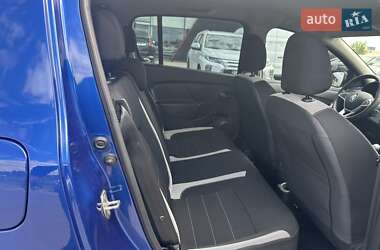 Хетчбек Renault Sandero StepWay 2021 в 