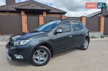 Хэтчбек Renault Sandero StepWay 2017 в Виннице