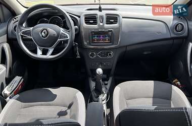 Хетчбек Renault Sandero StepWay 2019 в 