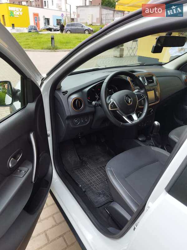 Хэтчбек Renault Sandero StepWay 2017 в Львове