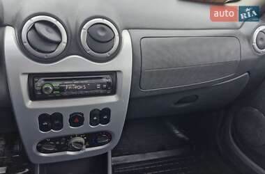 Внедорожник / Кроссовер Renault Sandero StepWay 2011 в 