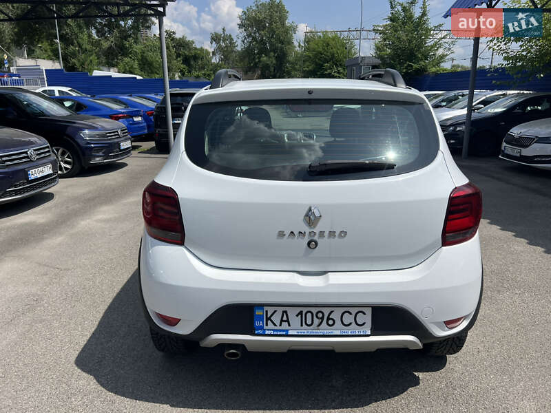 Хетчбек Renault Sandero StepWay 2021 в Києві