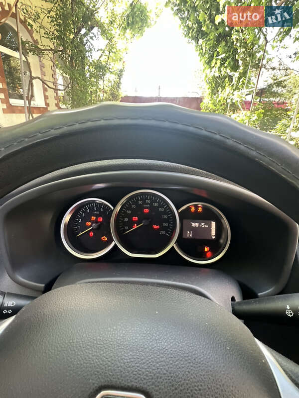 Внедорожник / Кроссовер Renault Sandero StepWay 2017 в Николаеве