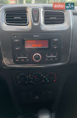 Хэтчбек Renault Sandero StepWay 2021 в 