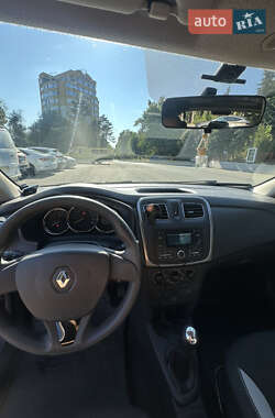Хэтчбек Renault Sandero StepWay 2016 в 