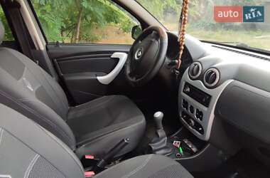 Внедорожник / Кроссовер Renault Sandero StepWay 2011 в 