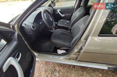 Внедорожник / Кроссовер Renault Sandero StepWay 2011 в 