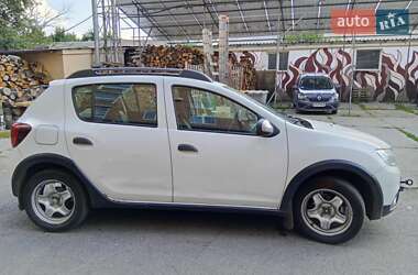 Хетчбек Renault Sandero StepWay 2017 в Полтаві