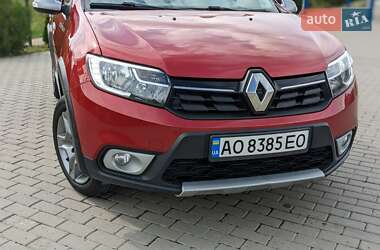 Внедорожник / Кроссовер Renault Sandero StepWay 2017 в 