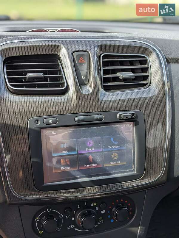 Позашляховик / Кросовер Renault Sandero StepWay 2017 в Мукачевому