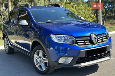 Хэтчбек Renault Sandero StepWay 2021 в Киеве