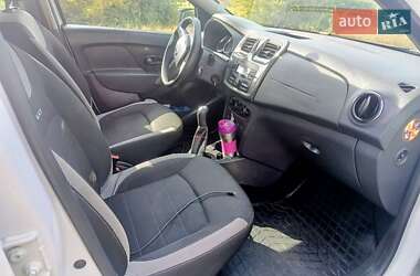 Хэтчбек Renault Sandero StepWay 2020 в 