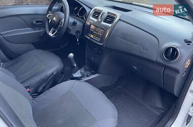 Хэтчбек Renault Sandero StepWay 2018 в 
