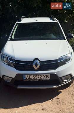 Хэтчбек Renault Sandero StepWay 2020 в 