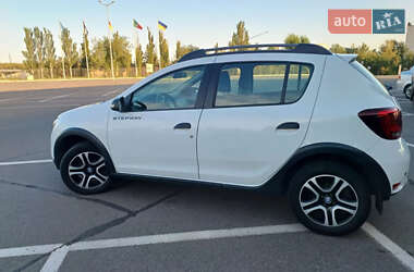 Хэтчбек Renault Sandero StepWay 2018 в Каменском
