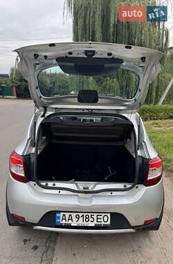 Внедорожник / Кроссовер Renault Sandero StepWay 2013 в 