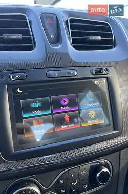 Хэтчбек Renault Sandero StepWay 2020 в 