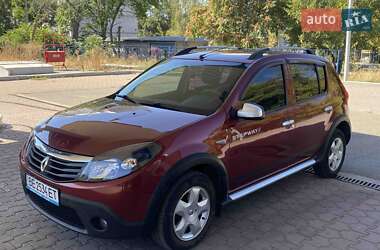 Внедорожник / Кроссовер Renault Sandero StepWay 2013 в Николаеве
