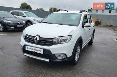 Хэтчбек Renault Sandero StepWay 2021 в 