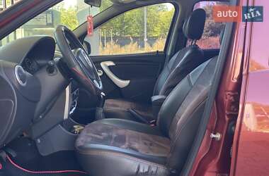 Внедорожник / Кроссовер Renault Sandero StepWay 2013 в 