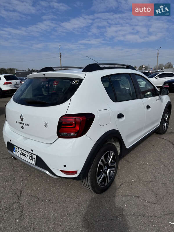 Хэтчбек Renault Sandero StepWay 2020 в Киеве