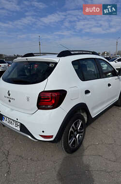 Хетчбек Renault Sandero StepWay 2020 в 