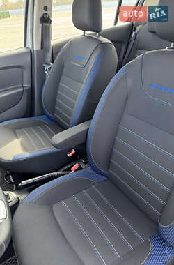 Хетчбек Renault Sandero StepWay 2020 в 