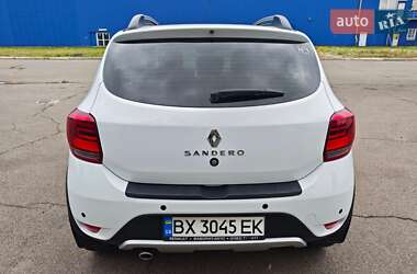 Хэтчбек Renault Sandero StepWay 2020 в 