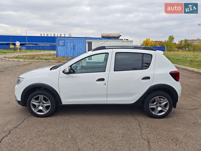 Хетчбек Renault Sandero StepWay 2020 в Кривому Розі