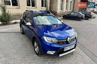 Хэтчбек Renault Sandero StepWay 2021 в 