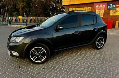 Хэтчбек Renault Sandero StepWay 2020 в 