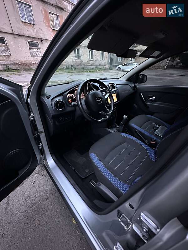 Хэтчбек Renault Sandero StepWay 2021 в Кривом Роге