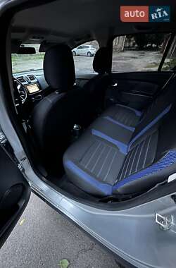 Хэтчбек Renault Sandero StepWay 2021 в 